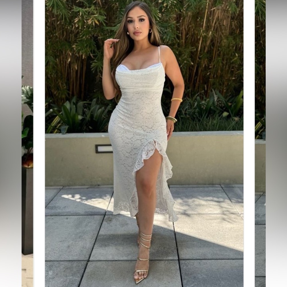 Long high low maxi lace dress 🤍